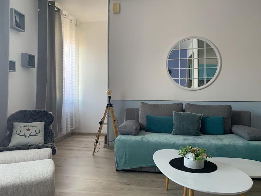 38 Maison Entiere,Place De Parking Et Garage Pour Moto Velo A La Demande Dunkirk Екстериор снимка